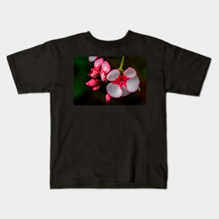 FLOWERS, NATURE’S Fashion Models Kids T-Shirt